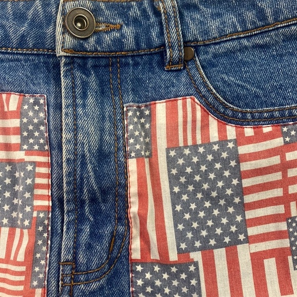 Forever 21 American Flag 4th of July Independence Blue Jean Shorts - Picture 3 of 5